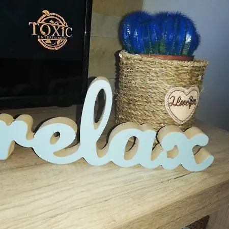 Adelfes P16, Milmari