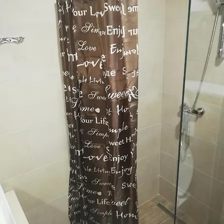 Adelfes P16, Milmari Lejlighed Kopaonik